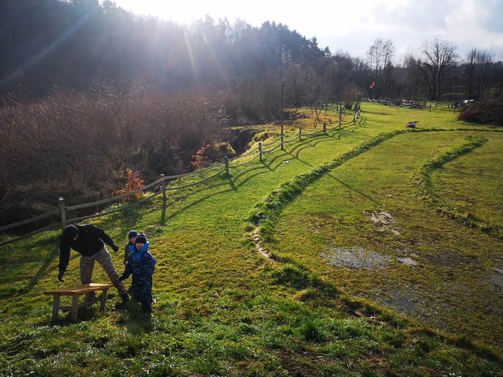 Integracja zespołowa poprzez paintball
